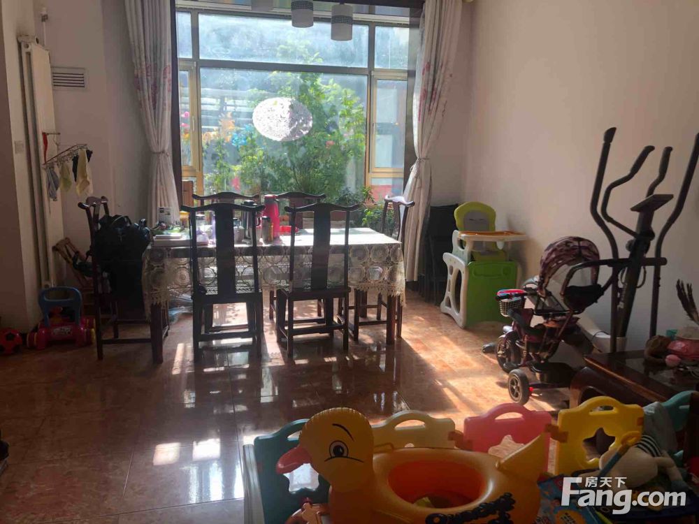 静之湖联排别墅129平480万精装