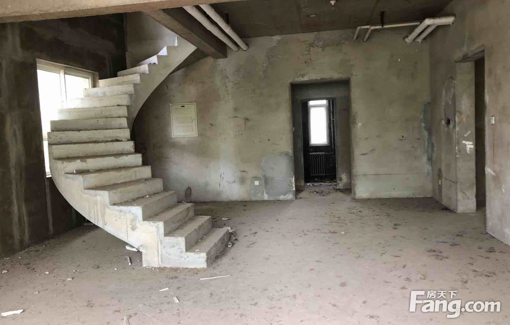 静之湖独栋286平1300万1000多平毛坯